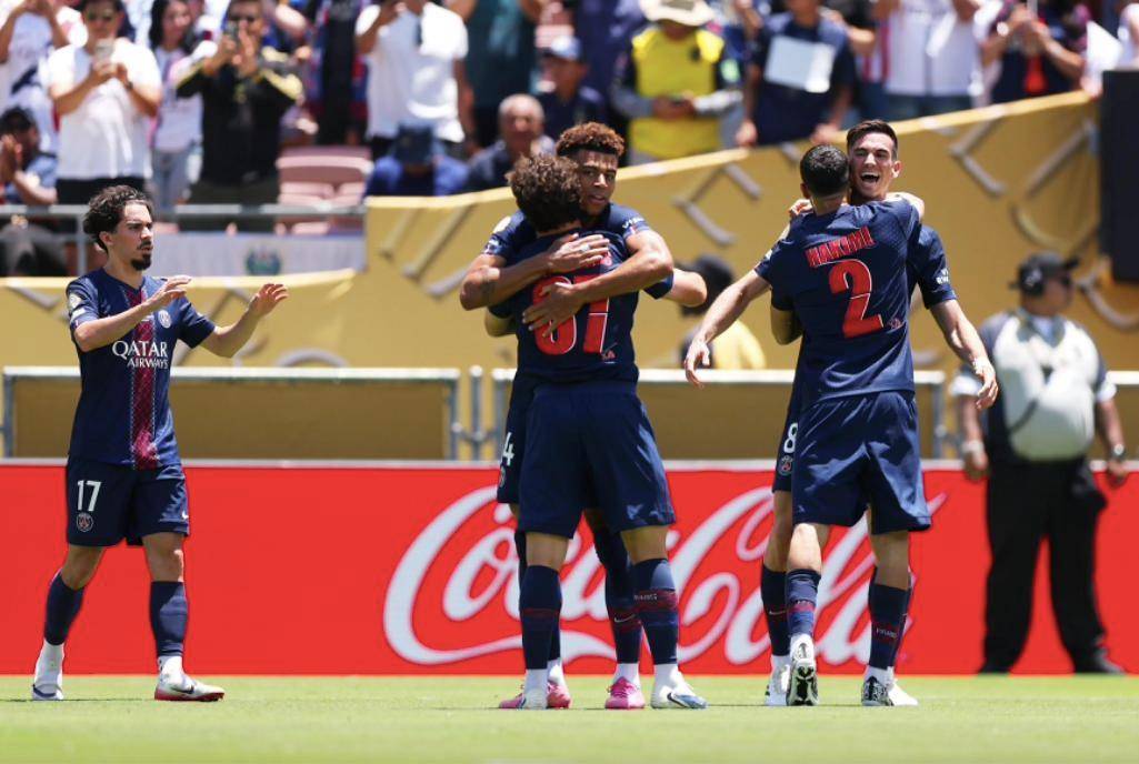 里掌控了比 里掌控了比