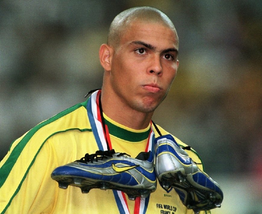 梅迪奇脚下 梅迪奇脚下