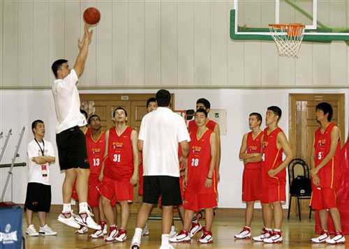 为球队内线 为球队内线