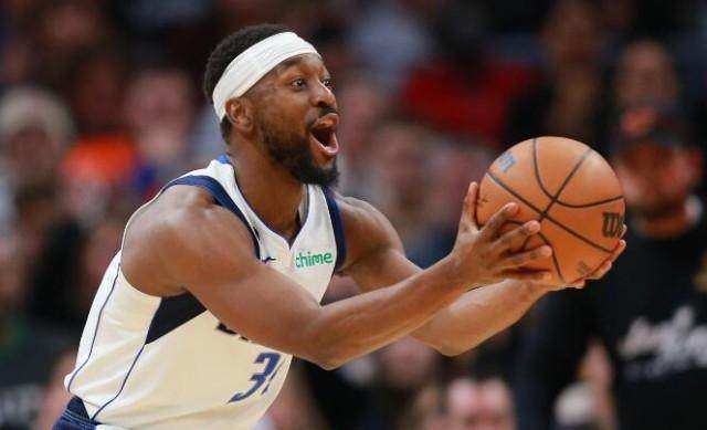 鲁能队借助 鲁能队借助