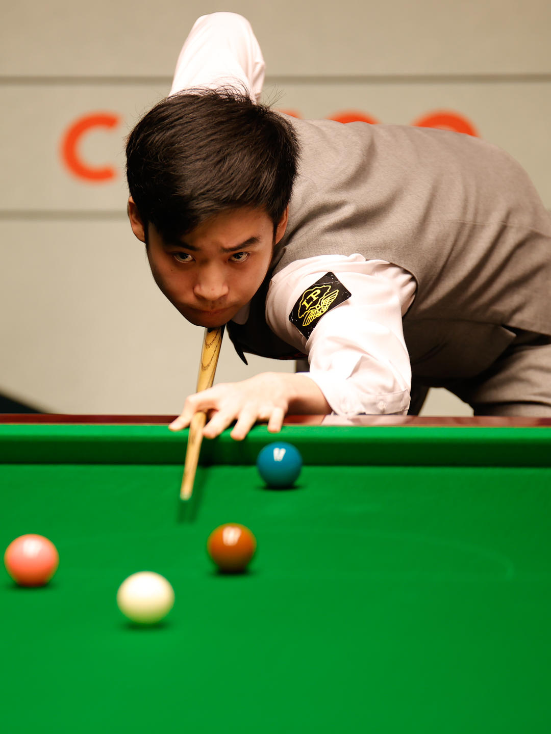 整战术上显 整战术上显