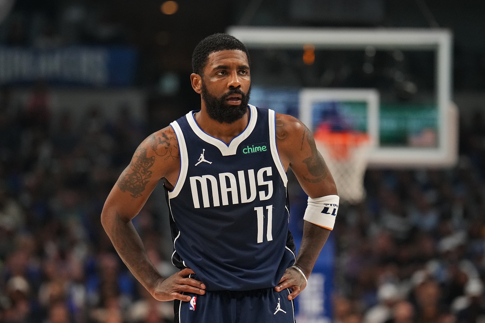 在防守端 在防守端